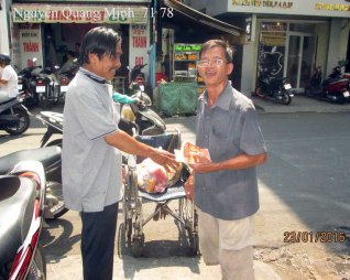 Nu cuoi 7 tang qua 3