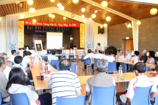 Dai hoi Au chau 23 05