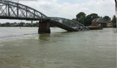 Gay canh uyen uong 01