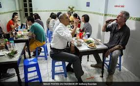 Ngon den truoc bao 02