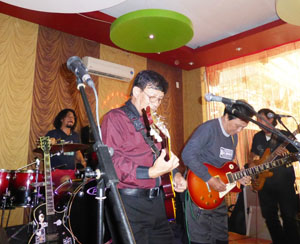 Mien man nhac tre U70 01