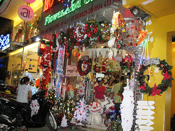 Saigon mua Giang sinh 01