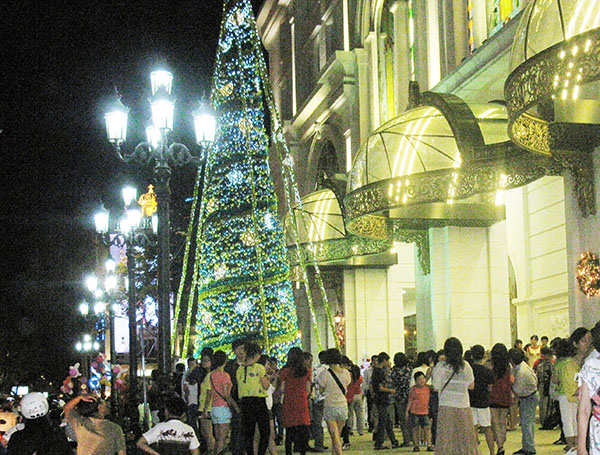 Saigon mua Giang sinh 04