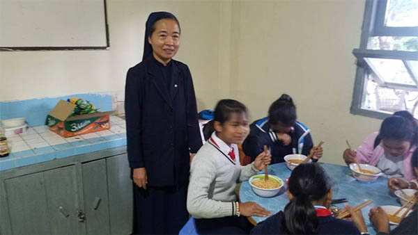 la thu uc chau 10 01 19 06