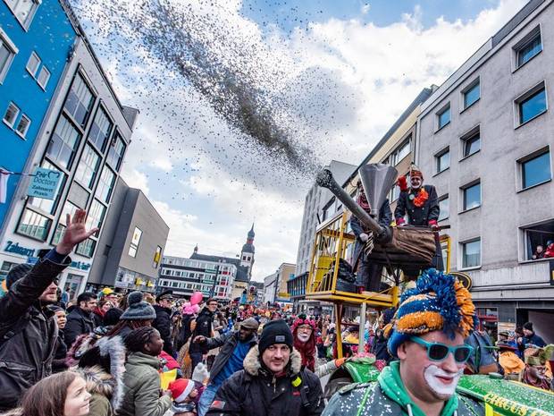 mua hoi hoa trang 01