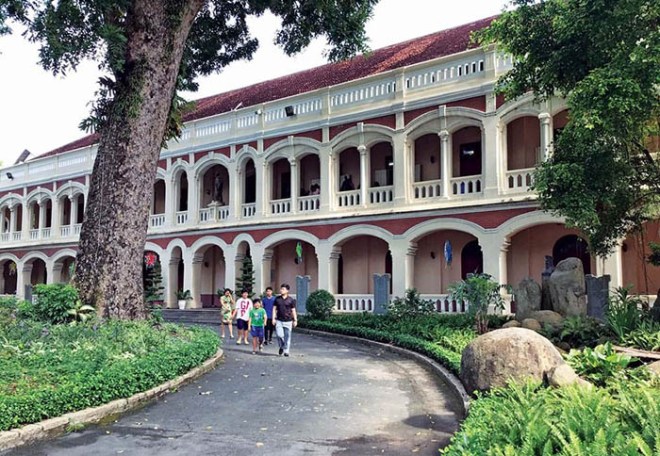 Vatican Saigon 06.jpg