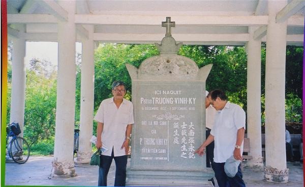 Truong Vinh Ky con nguoi 01