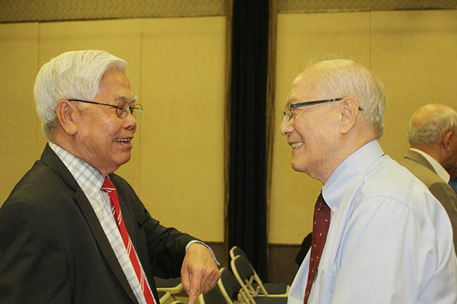 dong dao nguoi goc viet 03