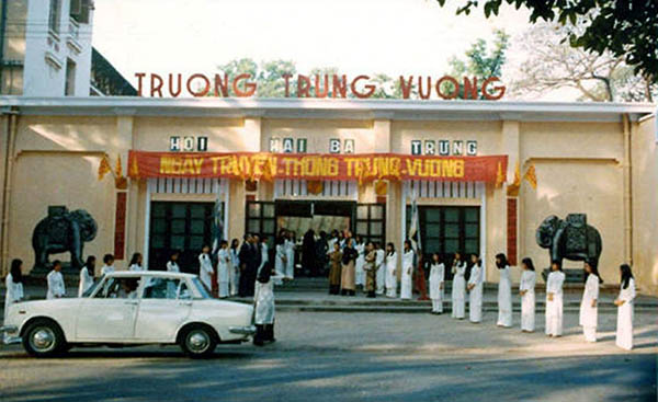 truong nu trung hoc 04