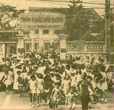 truong nu trung hoc 23.jpg