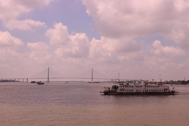 chieu tren ben nuoc 02