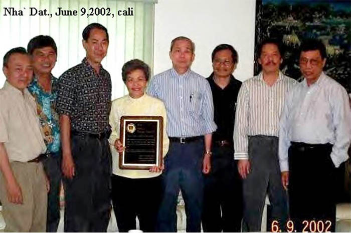 Tin buon Co Dung Tran 05