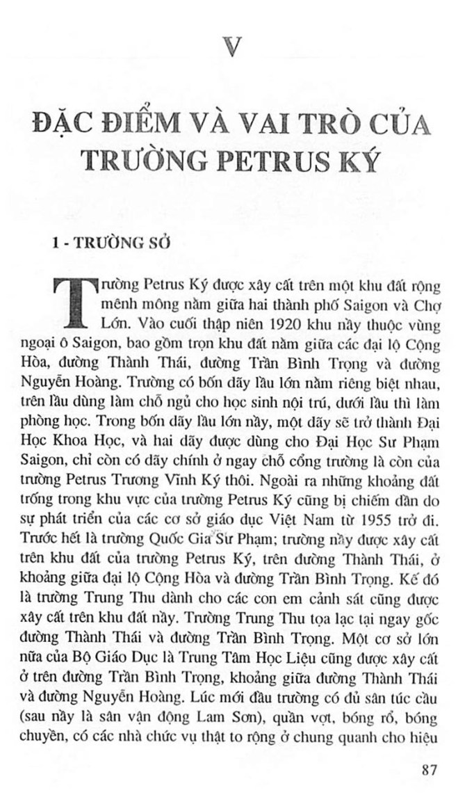 Truong Trung Hoc Petrus Ky 100