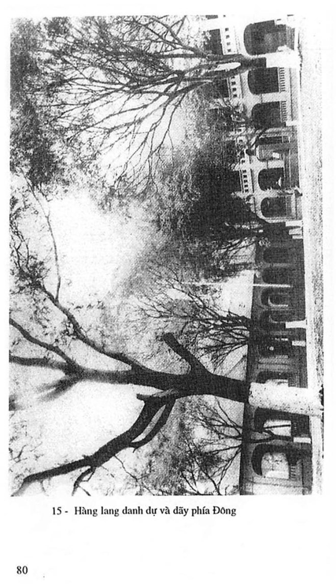 Truong Trung Hoc Petrus Ky 93