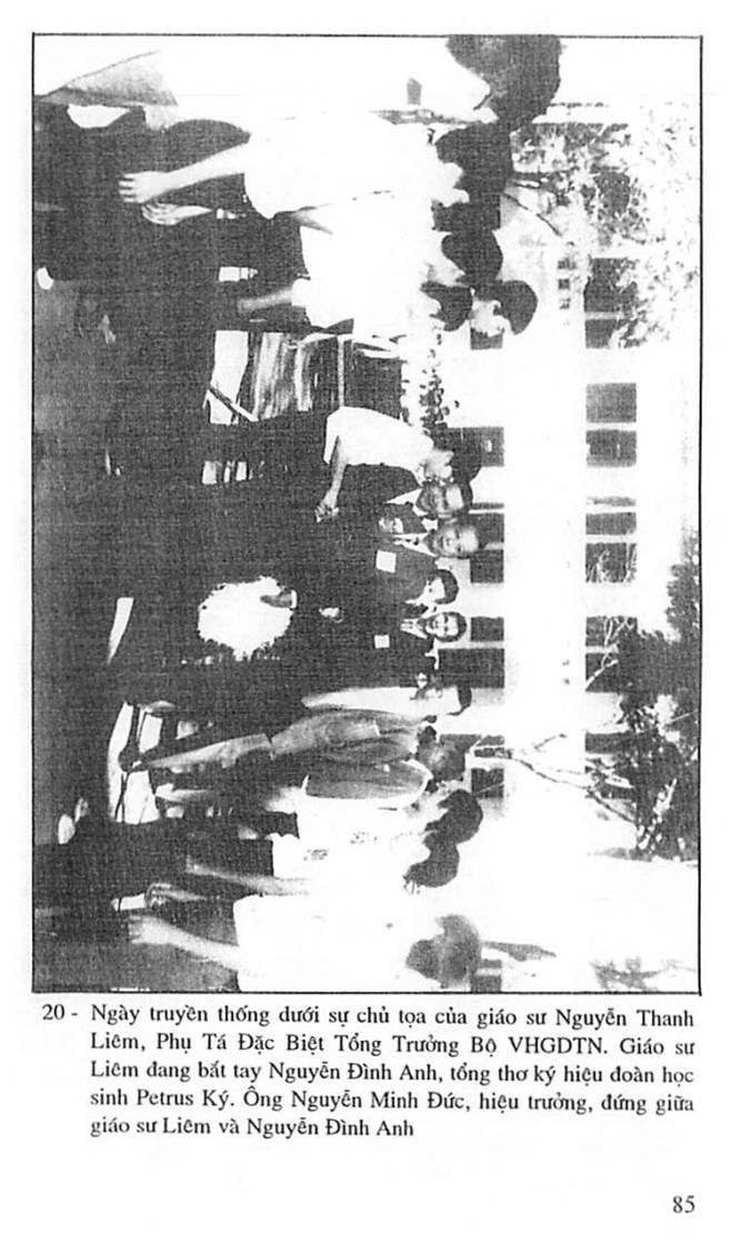 Truong Trung Hoc Petrus Ky 98