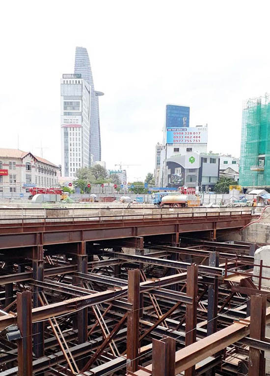 thanh pho ngam metro 02
